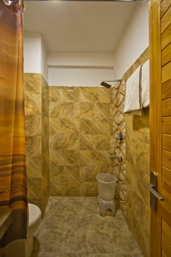 Holiday Bnb Manali Bagian luar foto